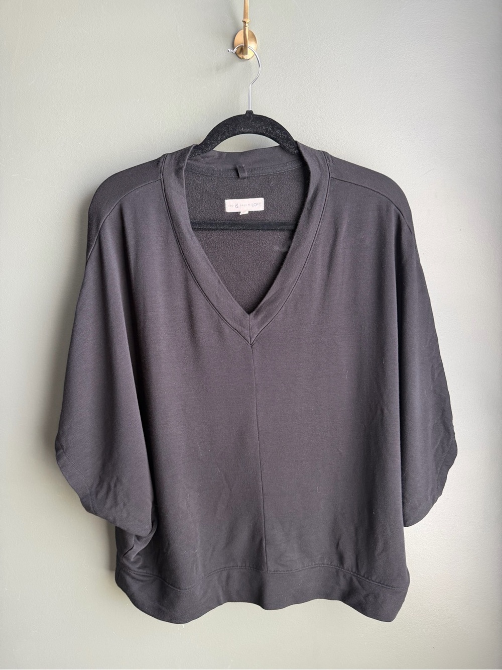 Lou & Grey/Loft Black V-Neck Dolman Shirt
